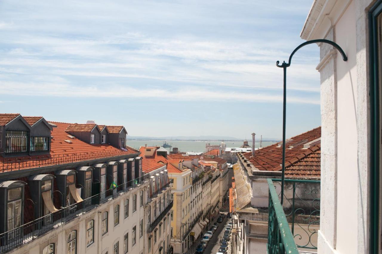 Lisbon Charming Apartments - Chiado Room photo